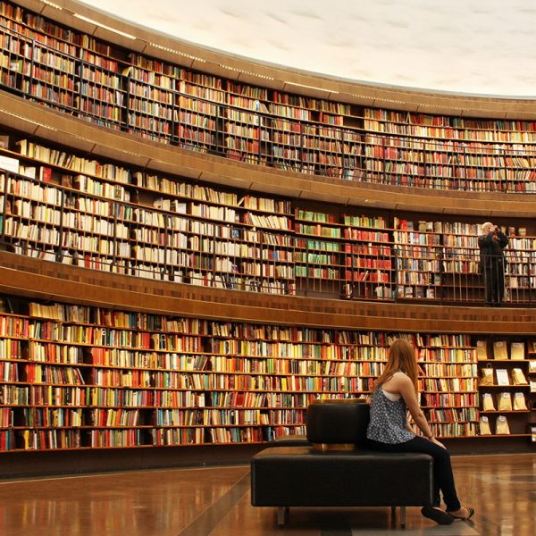 File:Piccola Libreria Libera - panoramio.jpg - Wikimedia Commons